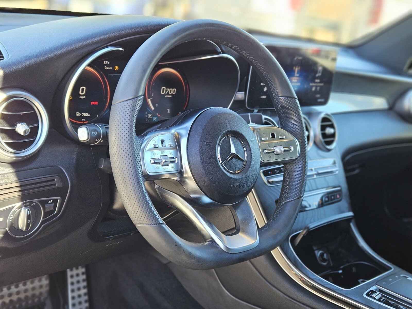 Used 2021 Mercedes-Benz GLC 300 image 19