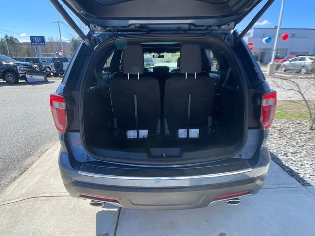 Certified 2018 Ford Explorer XLT w/ Equipment Group 201A AWD/4WD image 39