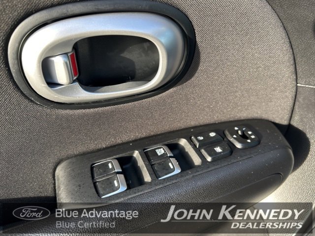 Used 2017 Kia Soul image 14