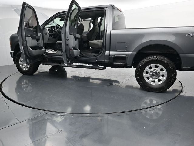 Certified 2024 Ford F250 XLT AWD/4WD image 39
