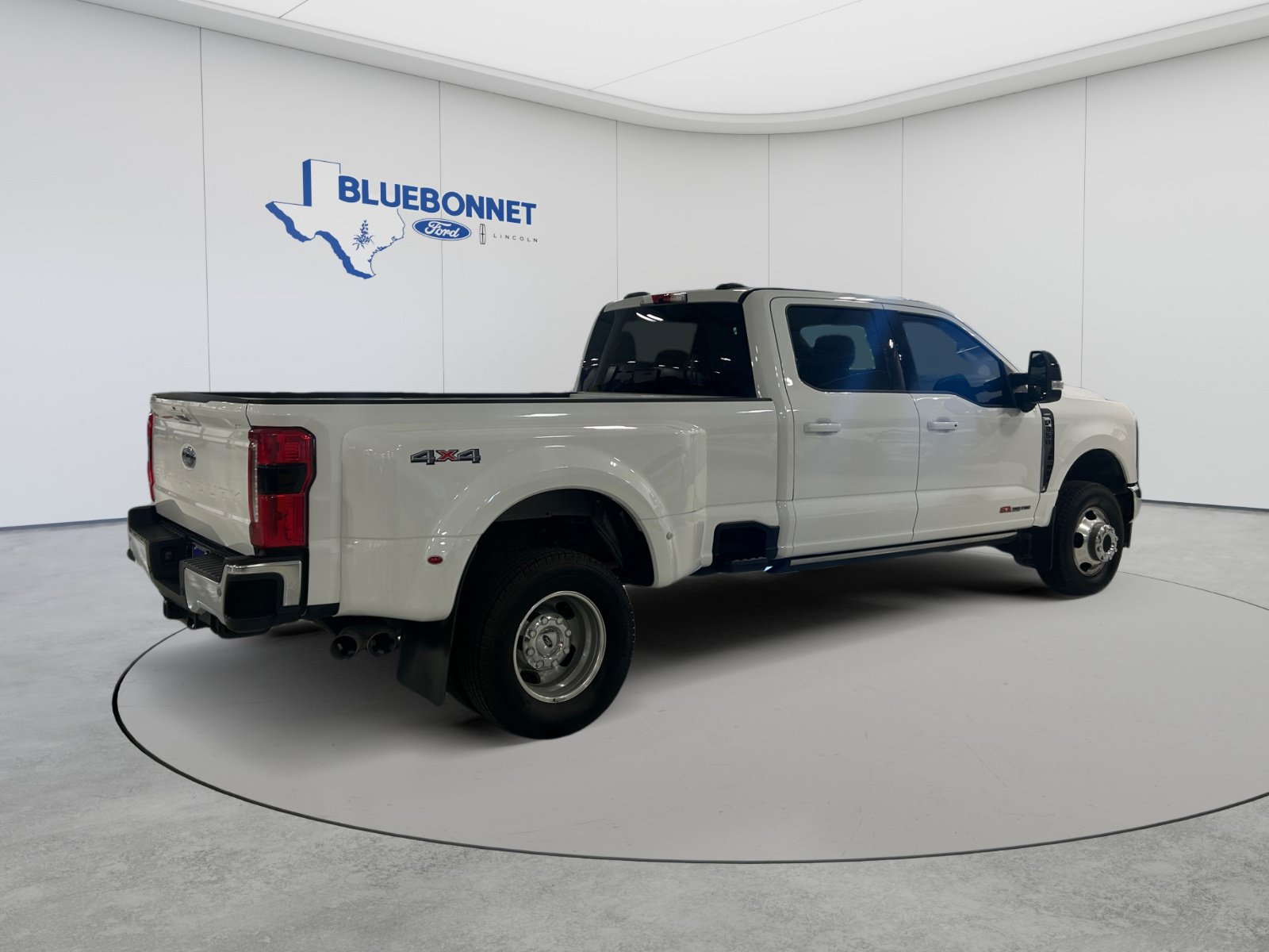 Certified 2025 Ford F350 Lariat w/ Camper Package AWD/4WD image 5