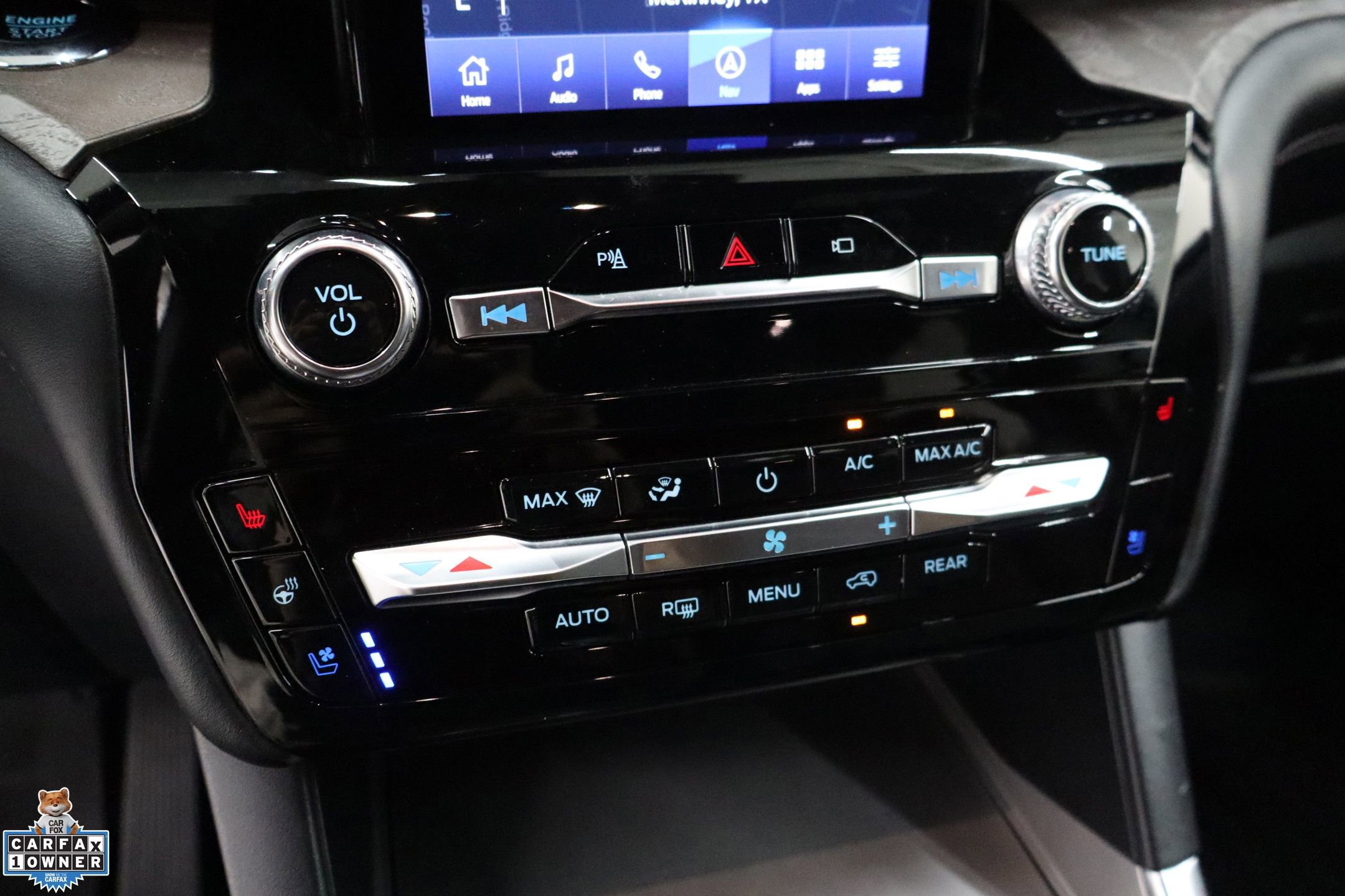 Certified 2023 Ford Explorer Platinum w/ Technology Package image 21