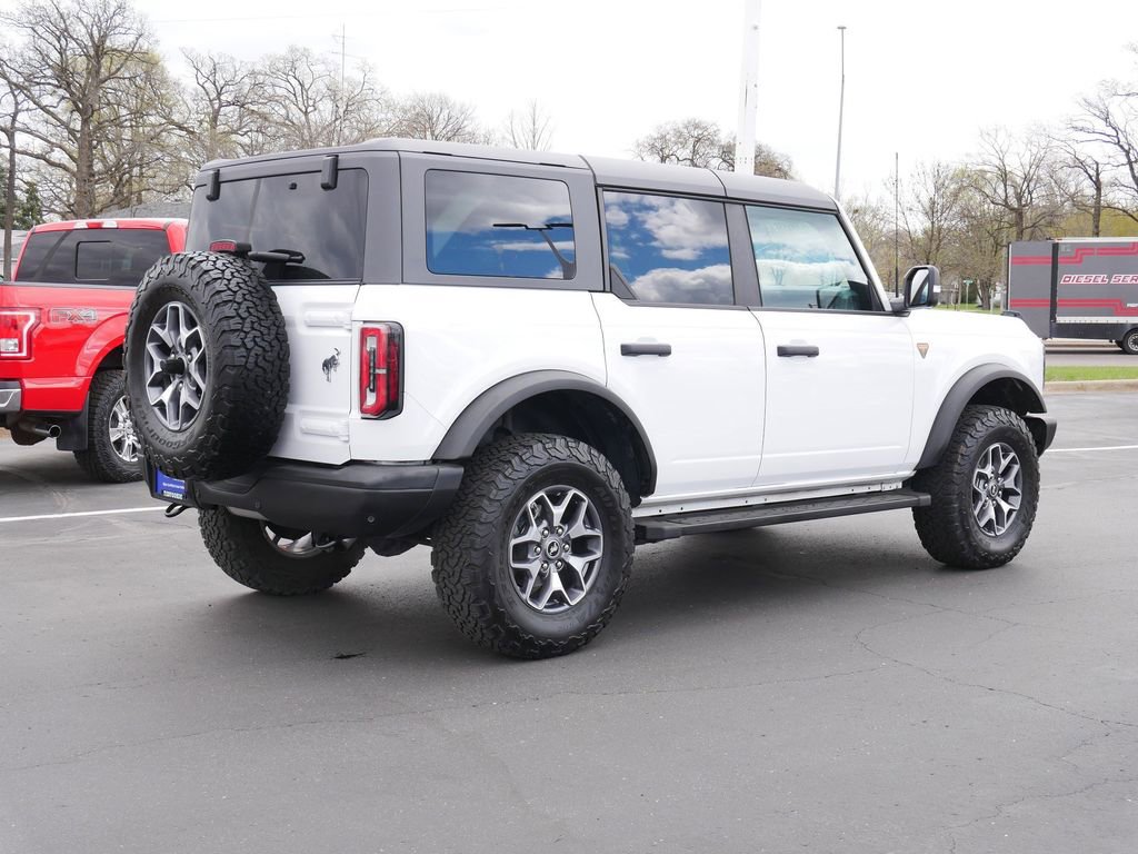 Certified 2023 Ford Bronco Badlands AWD/4WD image 3