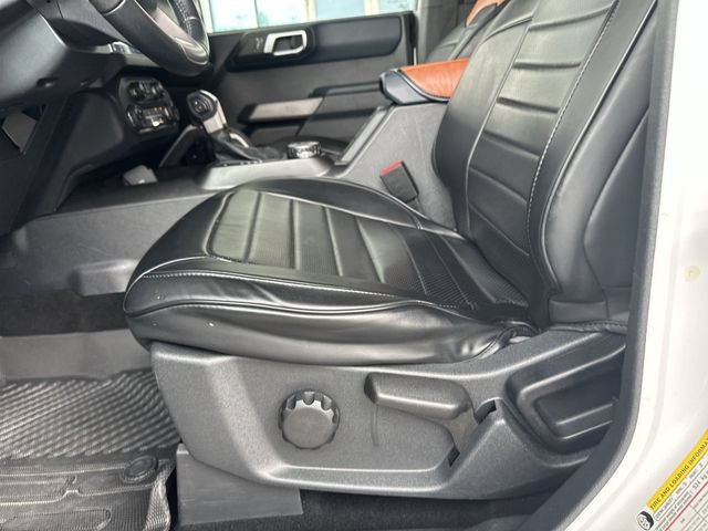 Certified 2022 Ford Bronco Outer Banks w/ Sasquatch Package AWD/4WD image 13