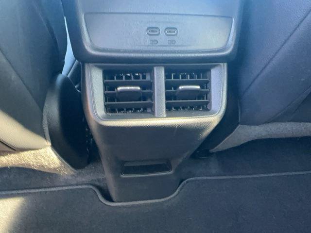 Used 2026 Chevrolet Equinox LT w/ Convenience Package II AWD/4WD image 10