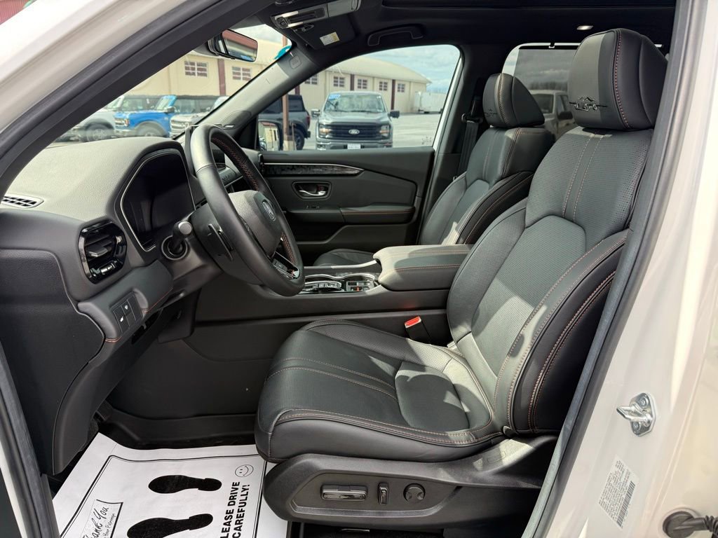 Used 2026 Honda Passport TrailSport Elite image 11