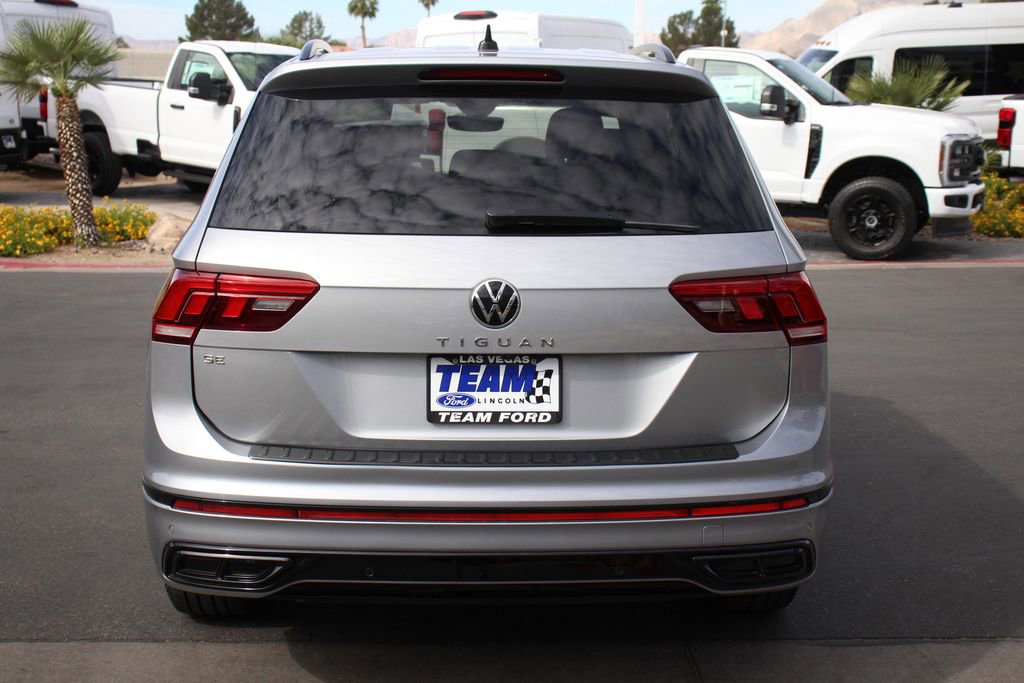 Used 2022 Volkswagen Tiguan SE R-Line FWD image 6