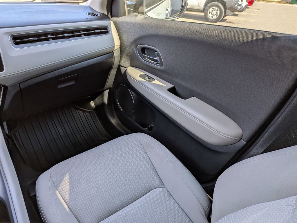 Used 2022 Honda HR-V EX image 17