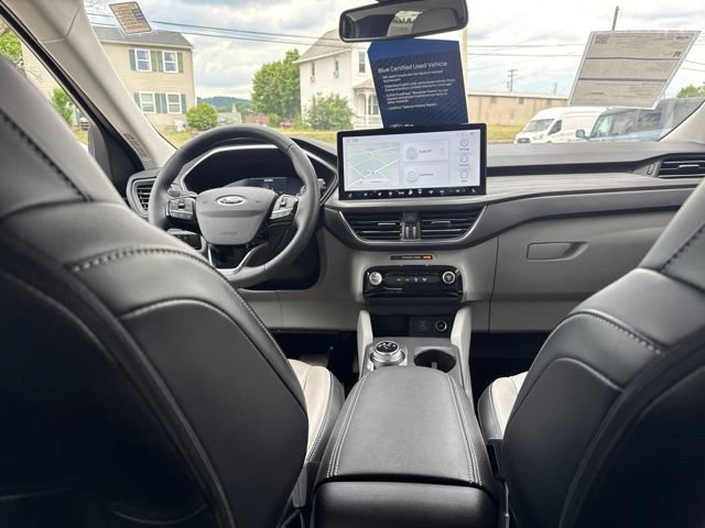 Certified 2023 Ford Escape Platinum AWD/4WD image 39