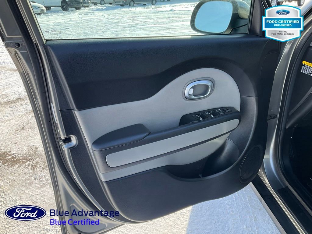 Used 2018 Kia Soul image 24