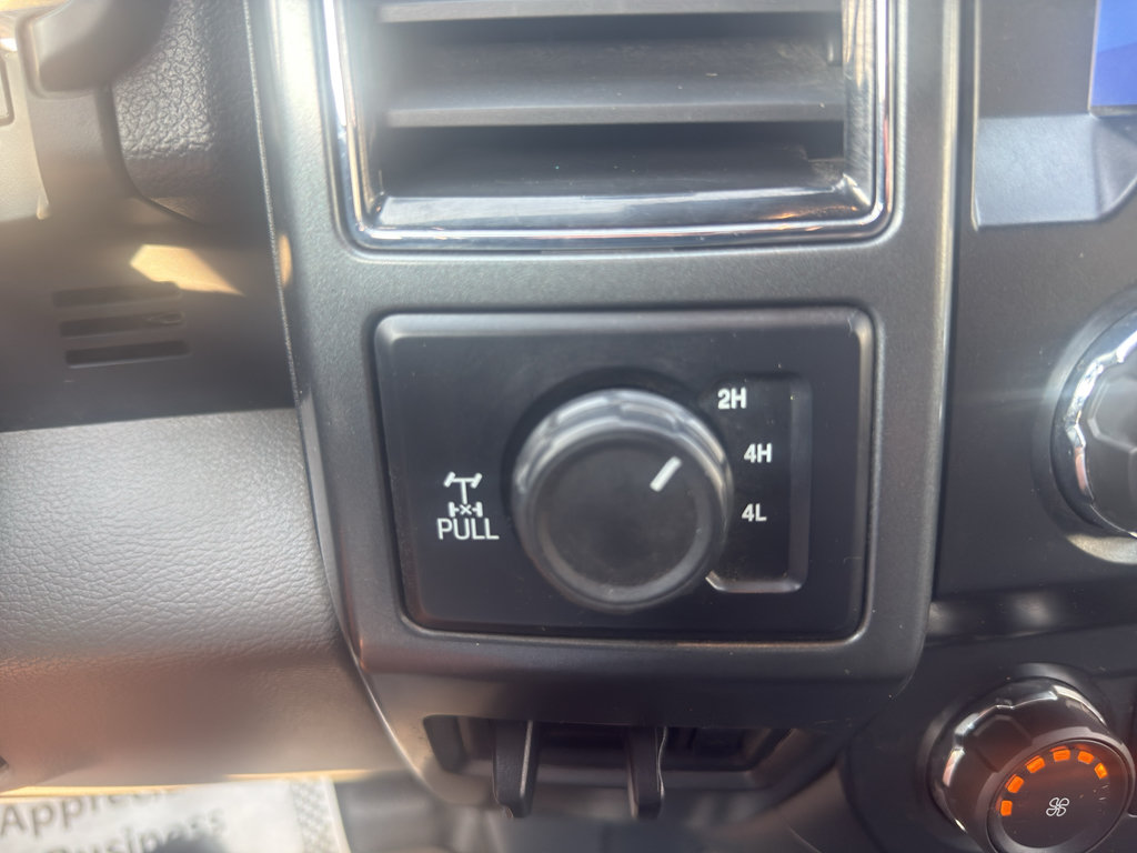 Certified 2022 Ford F250 XLT w/ XLT Premium Package AWD/4WD image 21