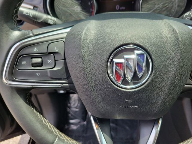 Used 2020 Buick Encore GX Select w/ Sport Touring Package FWD image 22