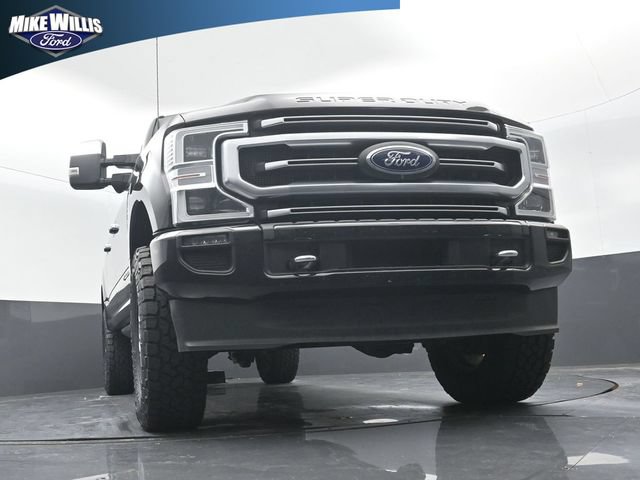 Certified 2022 Ford F250 Platinum w/ FX4 Off-Road Package AWD/4WD image 18
