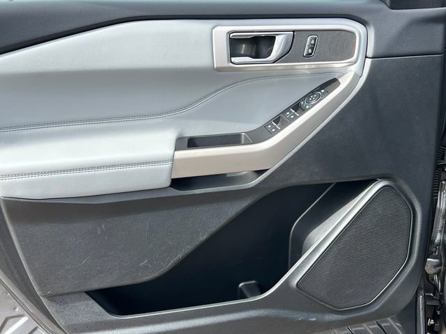 Certified 2023 Ford Explorer XLT w/ Equipment Group 202A image 17