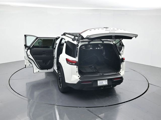 Used 2024 Nissan Pathfinder Rock Creek AWD/4WD image 45