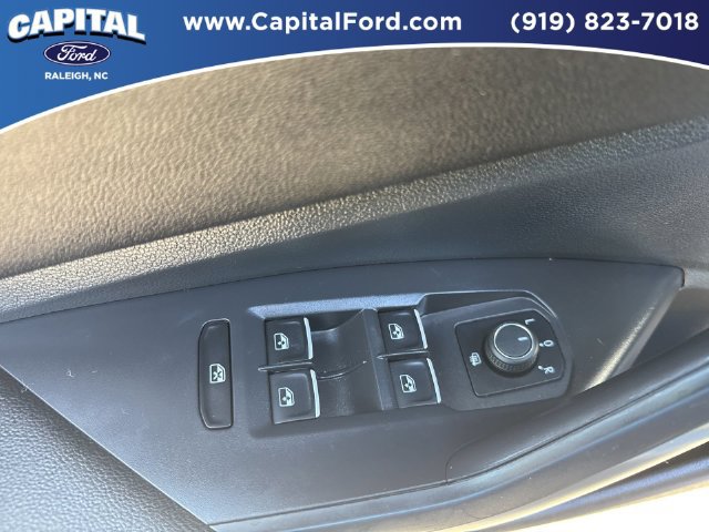 Used 2025 Volkswagen Jetta Sport FWD image 21