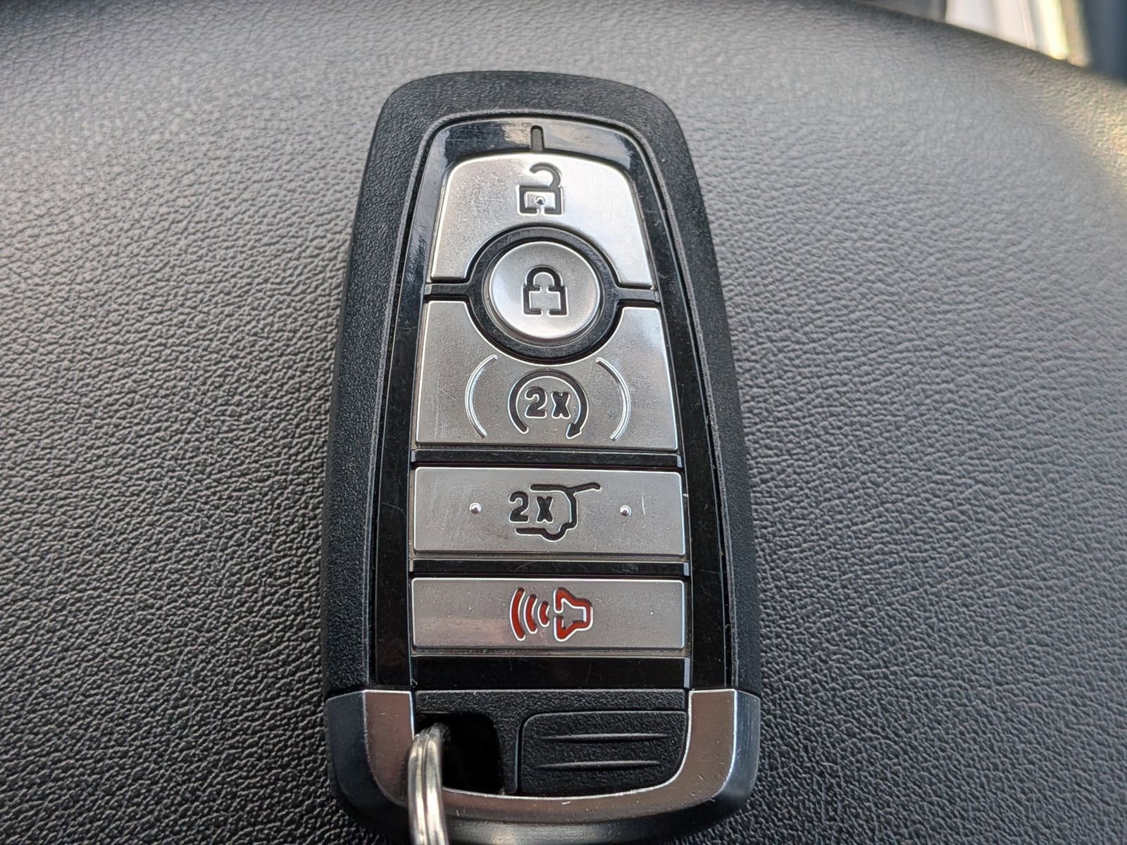 Certified 2024 Ford Edge SEL w/ Convenience Package image 33