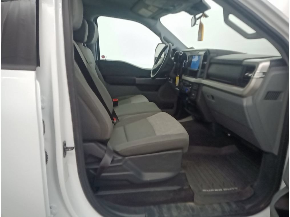 Certified 2025 Ford F350 XLT AWD/4WD image 9