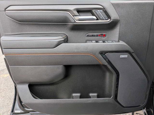 Used 2023 GMC Sierra 1500 AT4 w/ AT4 Premium Package AWD/4WD image 18