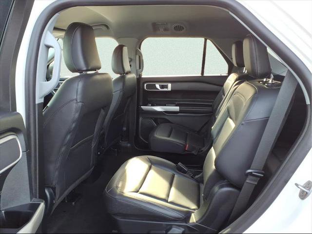 Certified 2023 Ford Explorer XLT w/ Equipment Group 202A image 9