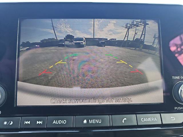 Used 2025 Nissan Pathfinder SV AWD/4WD image 21