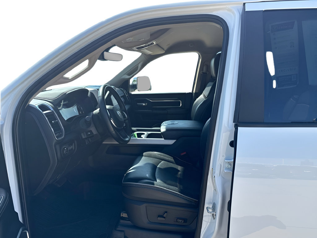 Used 2022 RAM 3500 Laramie AWD/4WD image 10