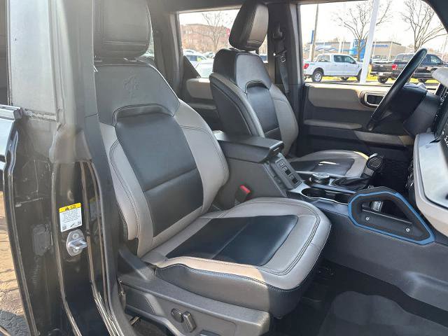 Certified 2022 Ford Bronco Wildtrak AWD/4WD image 33