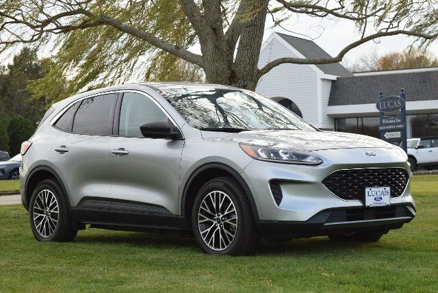 Certified 2022 Ford Escape SE w/ Convenience Package image 1