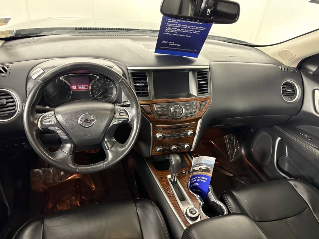Used 2020 Nissan Pathfinder Platinum image 26