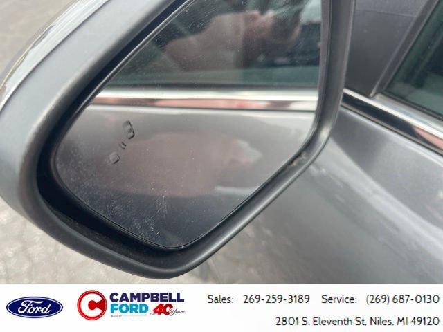 Certified 2025 Ford Escape SE FWD image 11