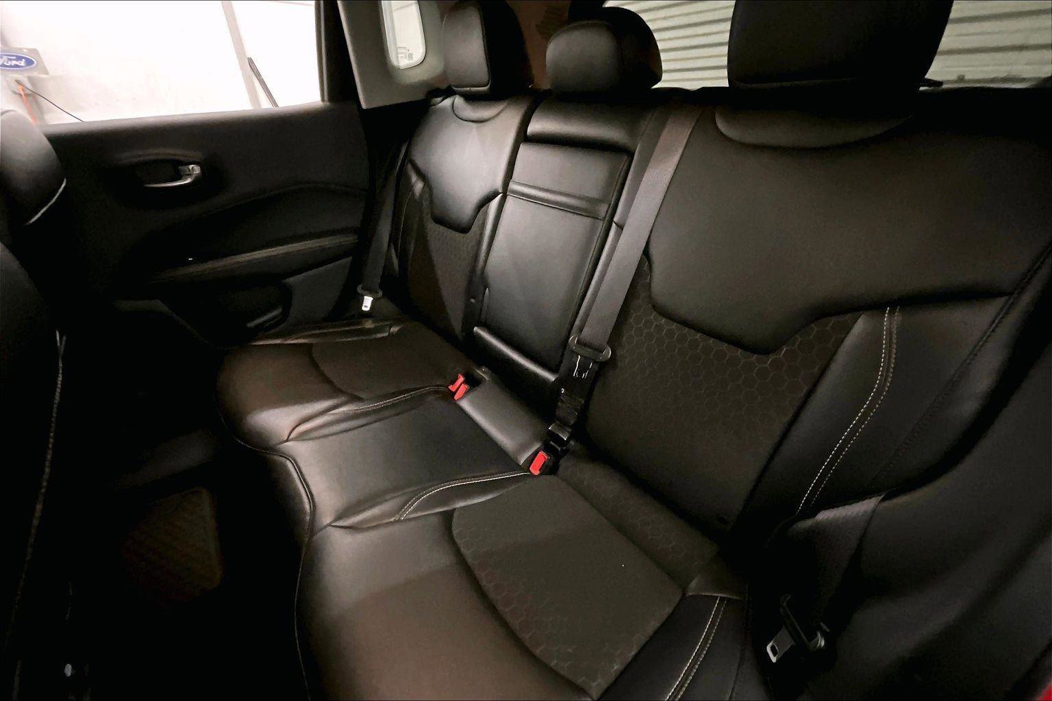 Used 2018 Jeep Compass Latitude w/ Popular Equipment Group image 25