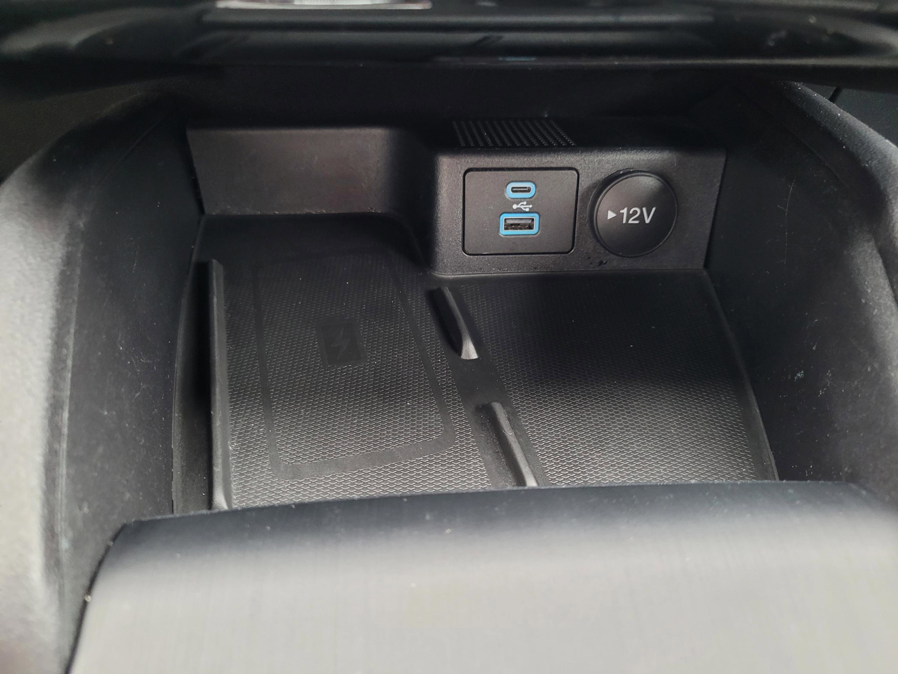 Certified 2022 Ford Escape SEL w/ Technology Package AWD/4WD image 24