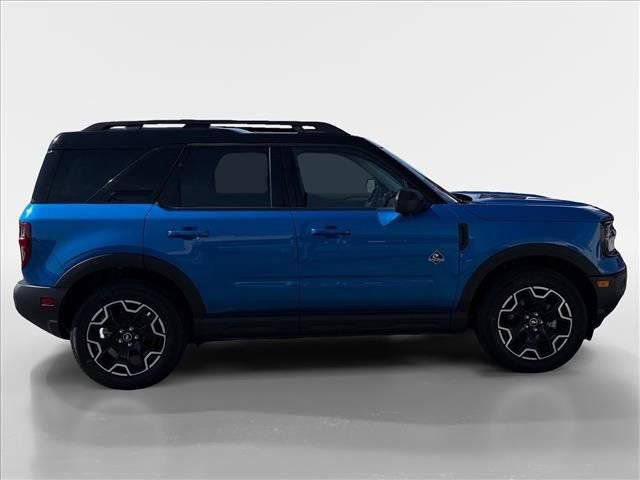 Certified 2025 Ford Bronco Sport Outer Banks w/ Outer Banks Tech Package+ image 2