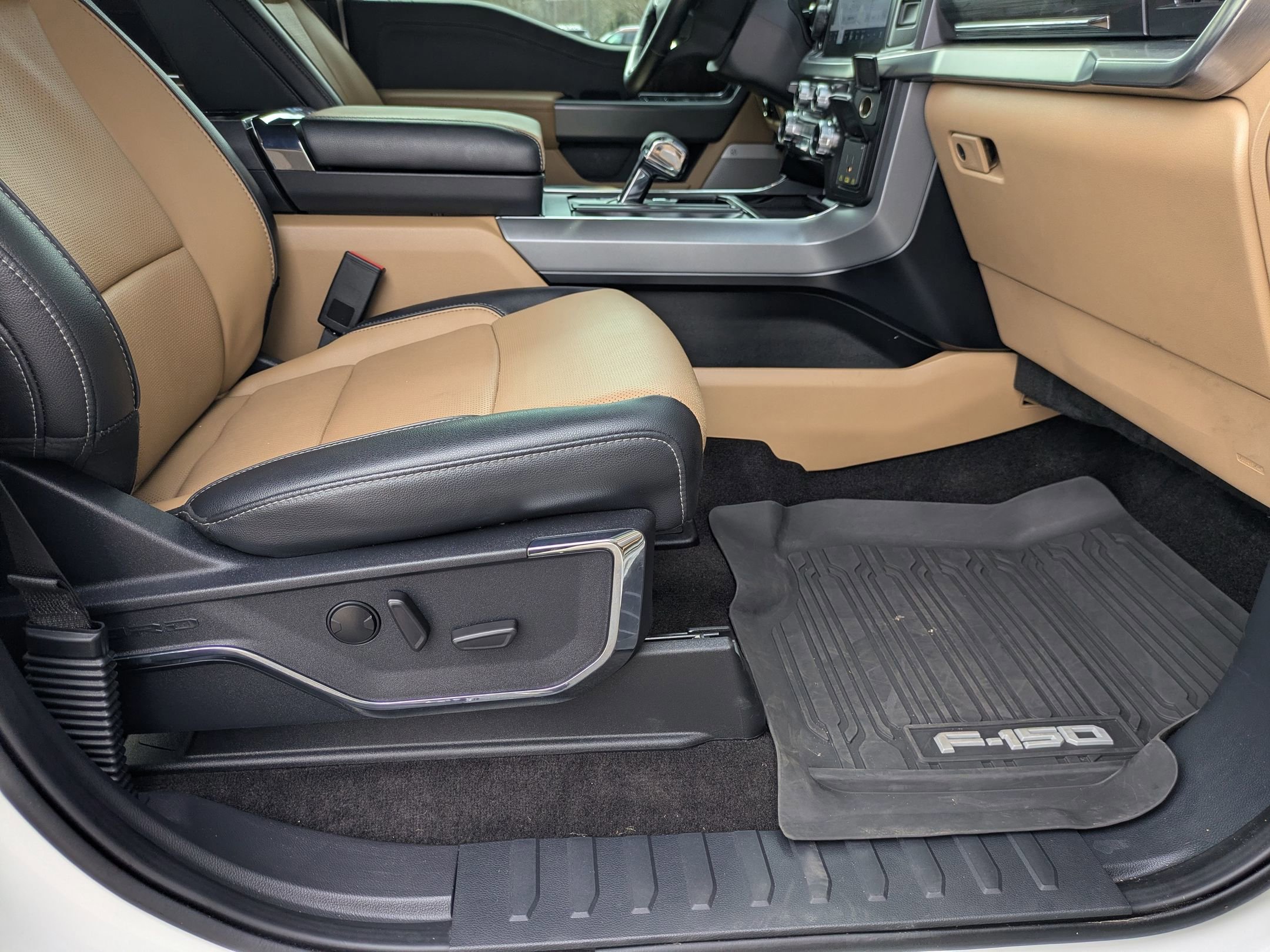 Certified 2022 Ford F150 Lariat image 39