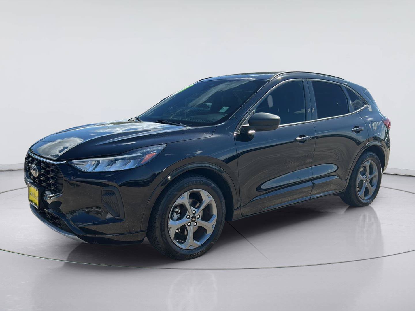 Certified 2023 Ford Escape ST-Line FWD image 1