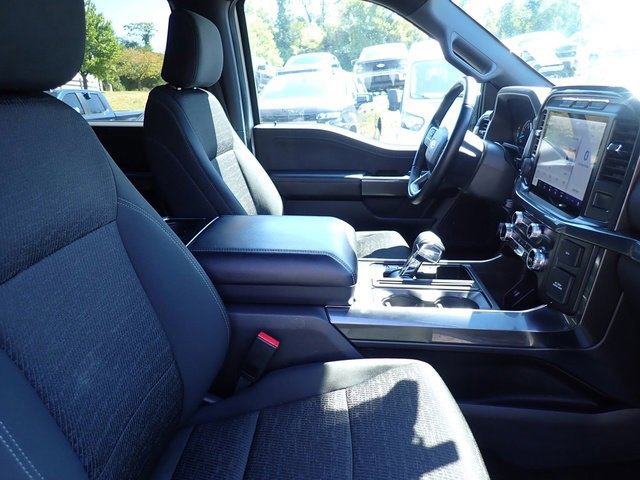 Certified 2022 Ford F150 XLT w/ Equipment Group 302A High image 11