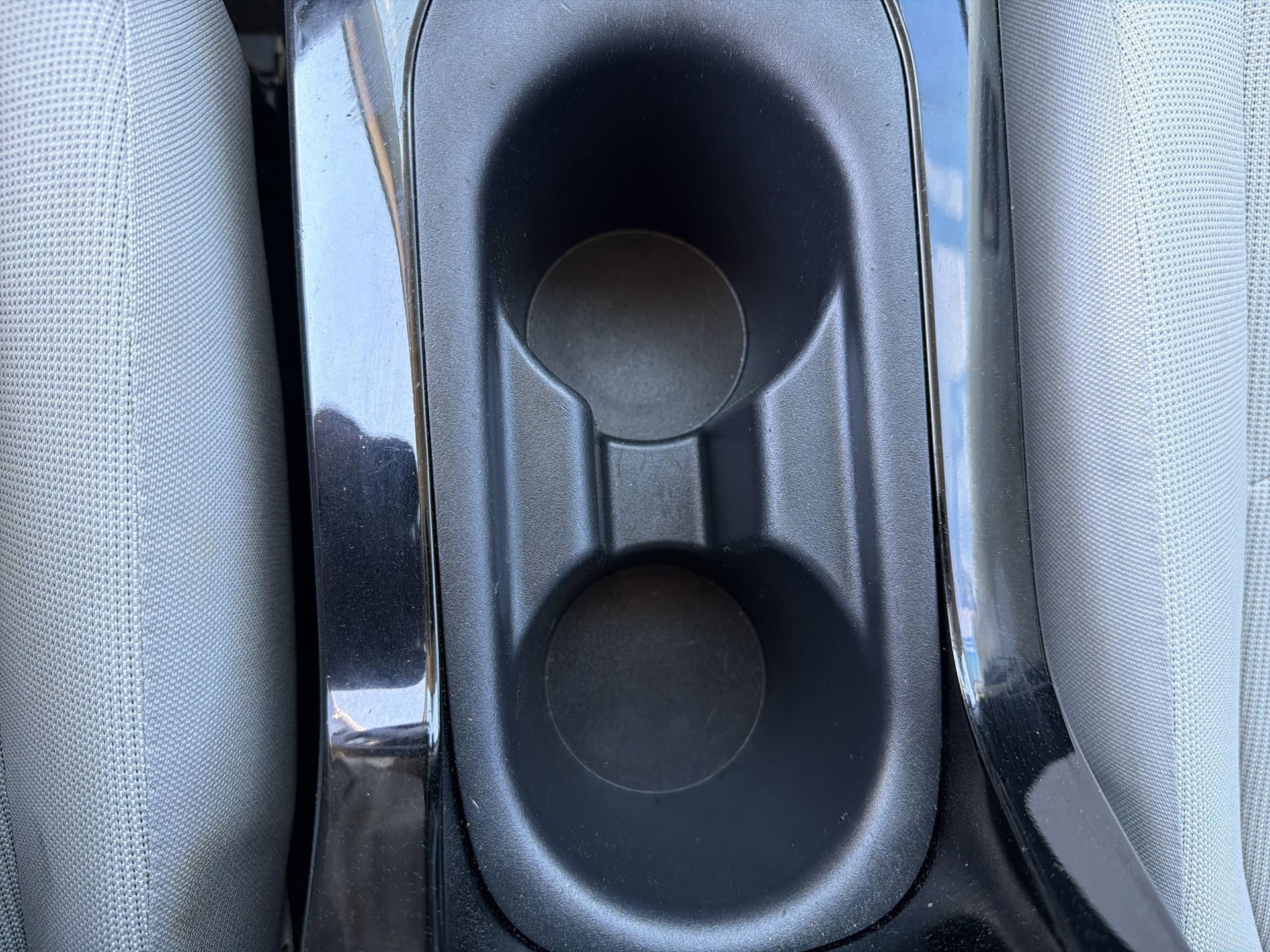 Used 2022 Toyota Corolla LE image 18