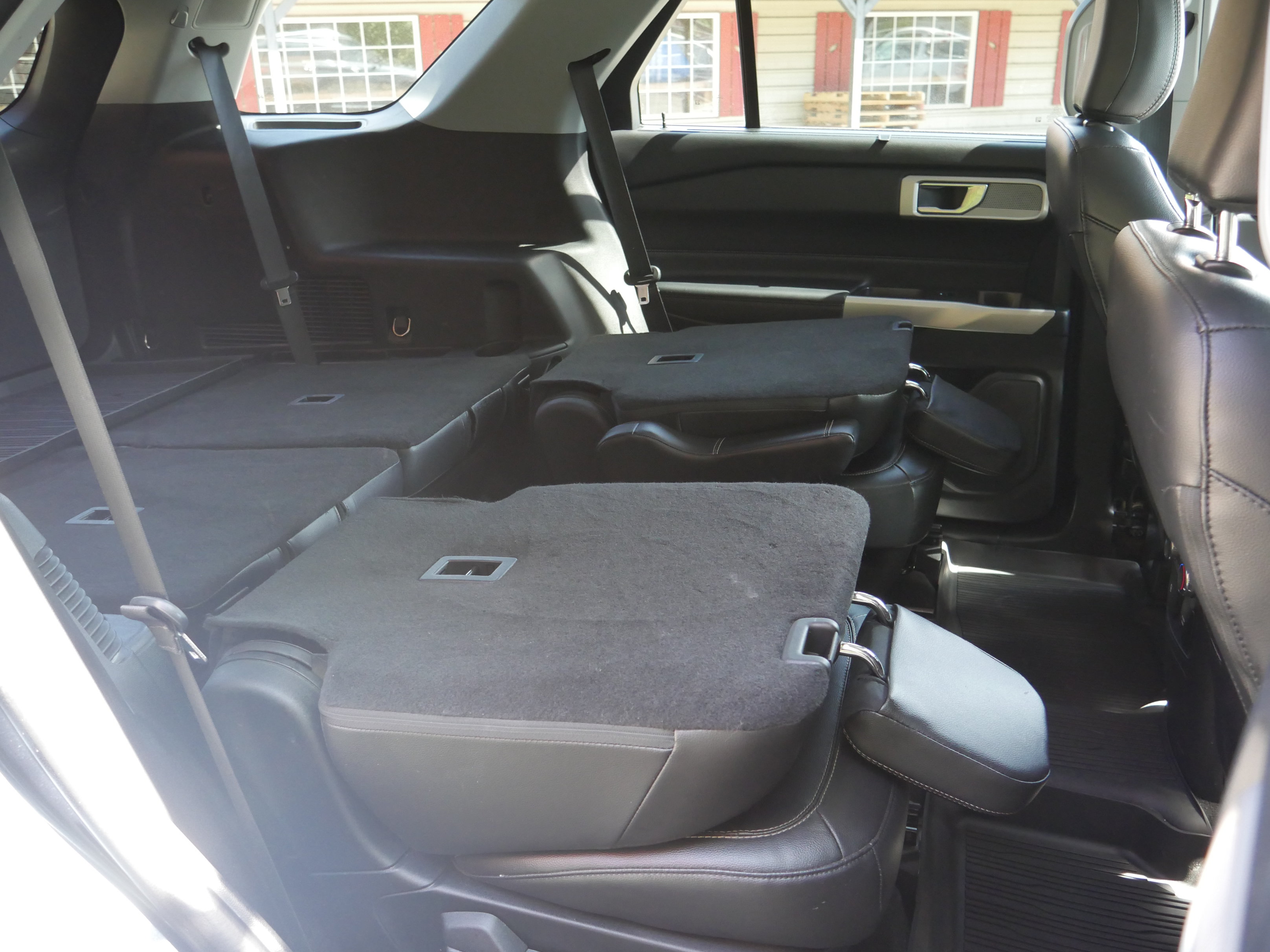 Certified 2022 Ford Explorer Limited AWD/4WD image 31