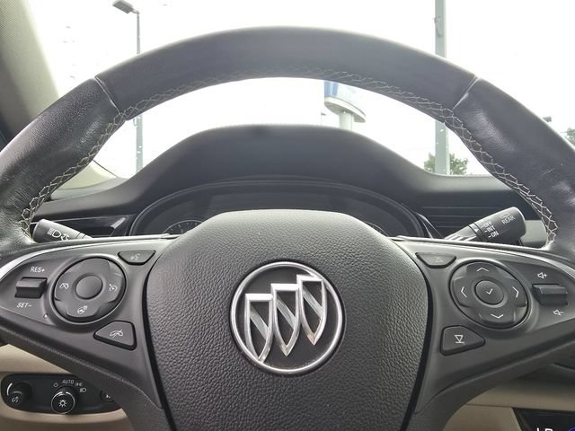 Used 2019 Buick Regal Essence w/ Driver Confidence Package I AWD/4WD image 28