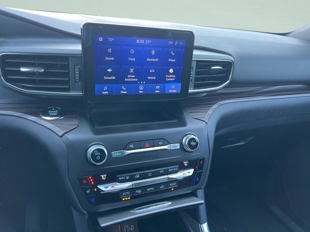 Certified 2020 Ford Explorer Limited w/ Class III Trailer Tow Package image 25