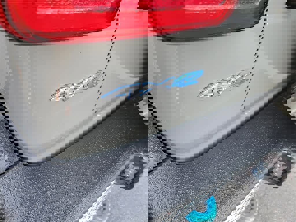 Used 2023 Jeep Wrangler Sahara w/ Cold Weather Group image 10