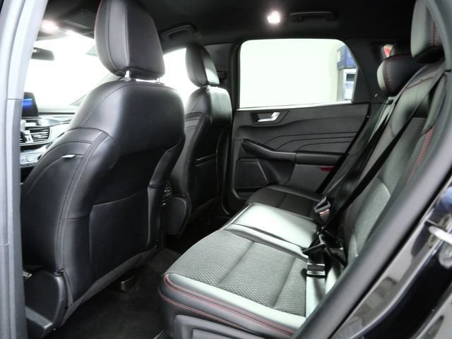 Certified 2025 Ford Escape ST-Line AWD/4WD image 13