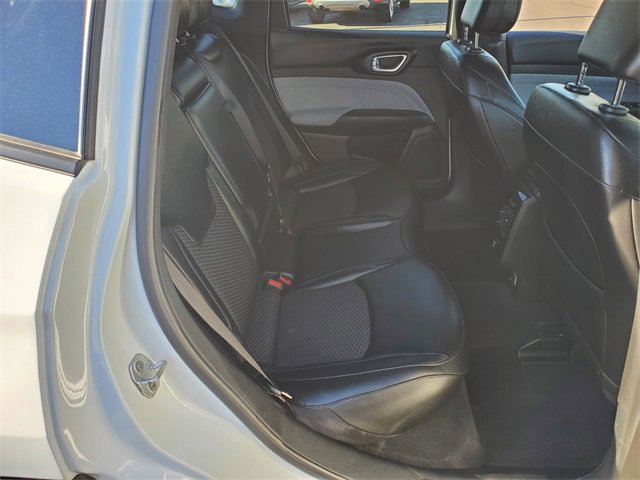 Used 2024 Jeep Compass Latitude image 22