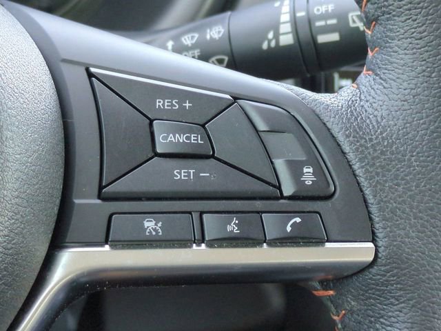 Used 2021 Nissan Kicks SR w/ SR Premium Package image 25