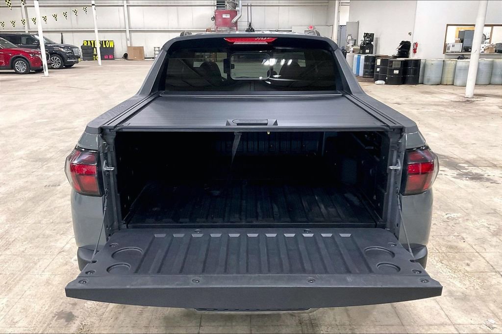 Used 2025 Hyundai Santa Cruz Limited image 32