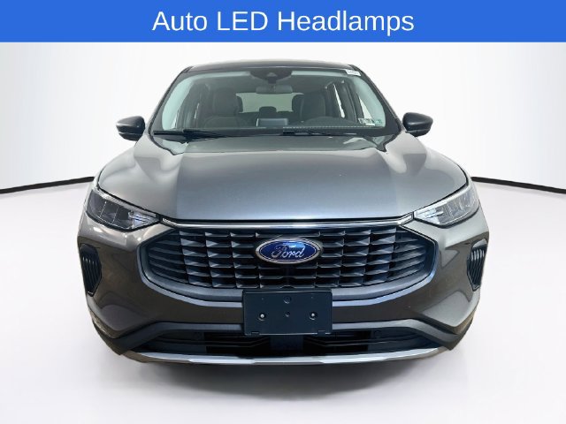 Certified 2025 Ford Escape Active AWD/4WD image 2