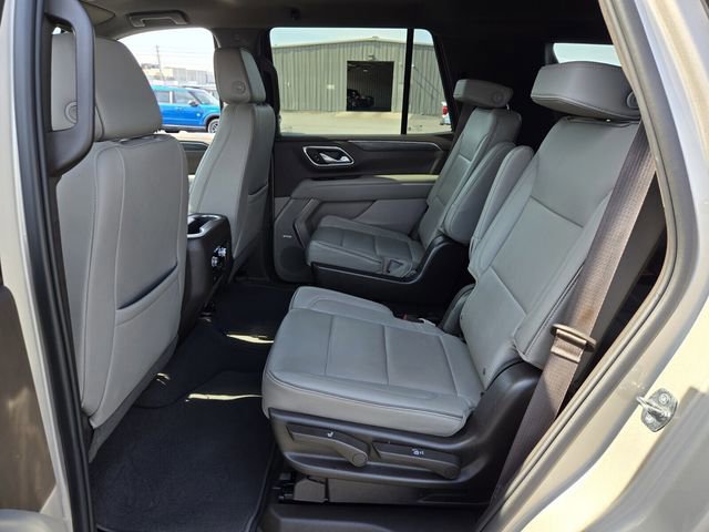 Used 2022 GMC Yukon SLT w/ SLT Luxury Package image 12