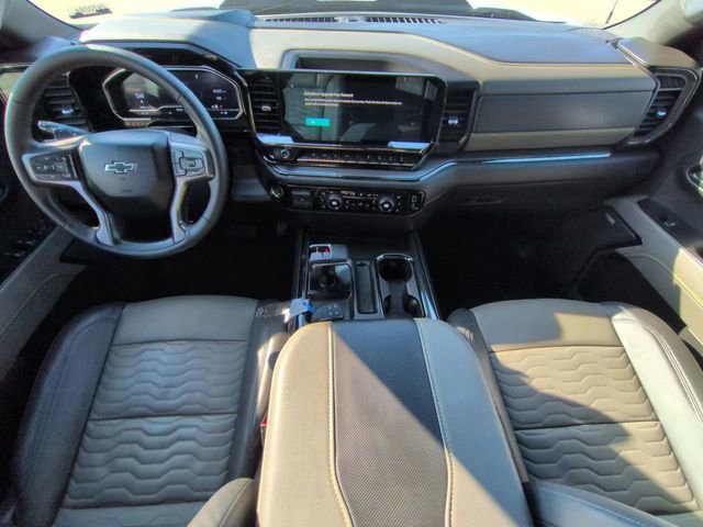 Used 2025 Chevrolet Silverado 1500 ZR2 w/ Technology Package image 16