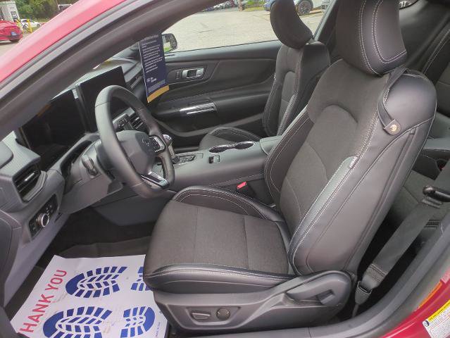 Certified 2024 Ford Mustang Coupe RWD image 9