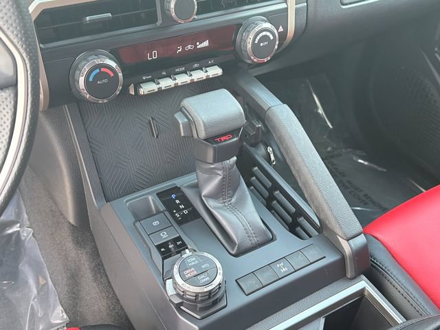 Used 2025 Toyota Tacoma TRD Off-Road AWD/4WD image 32